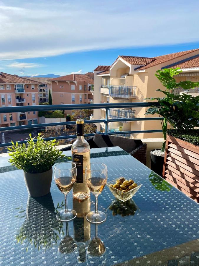 Port-Frejus, Le Paladien, Appartement 2 Pieces Climatise, Terrasse & Parking Екстер'єр фото