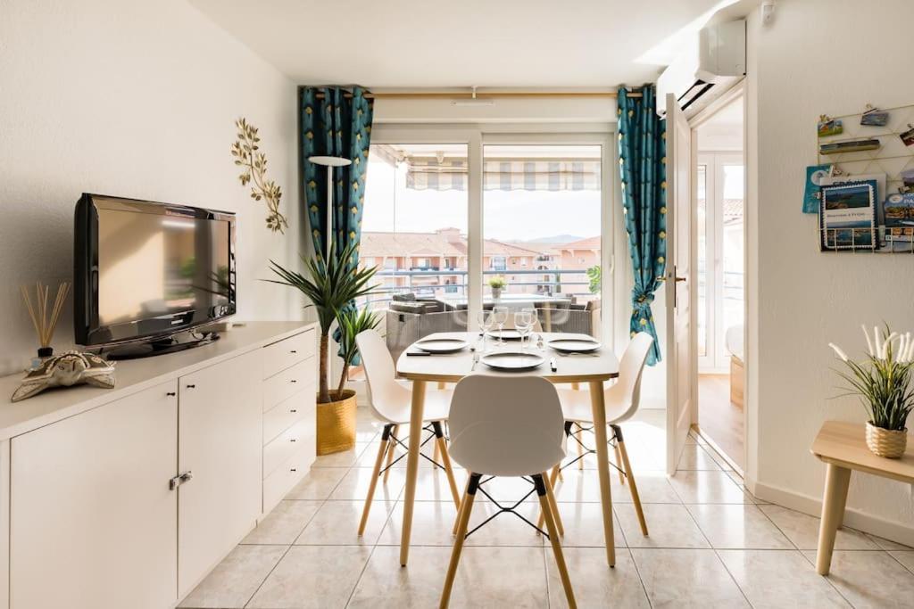 Port-Frejus, Le Paladien, Appartement 2 Pieces Climatise, Terrasse & Parking Екстер'єр фото