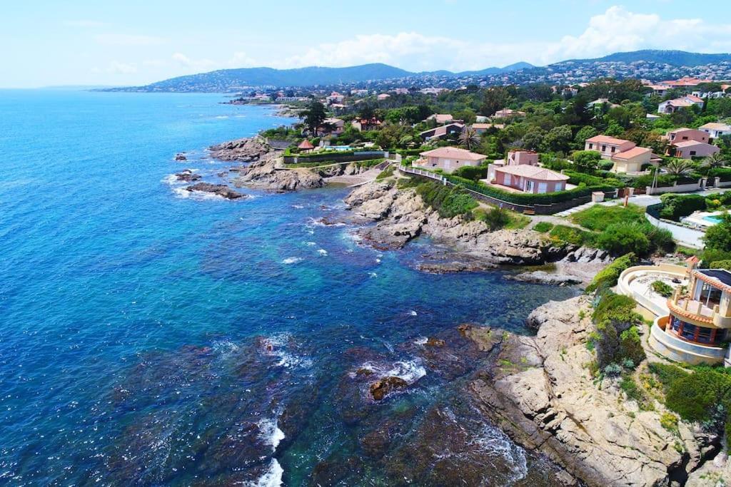 Port-Frejus, Le Paladien, Appartement 2 Pieces Climatise, Terrasse & Parking Екстер'єр фото